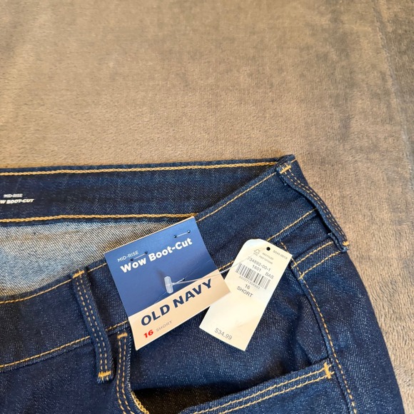 Old Navy Wow Boot-Cut Jeans Womens 16 Short Mid-Rise Dark Wash Denim New - Picture 2 of 11
